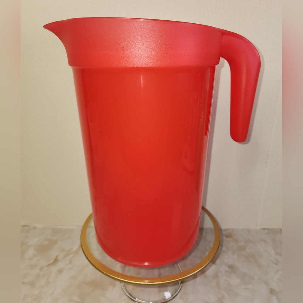 Tupperware Gallon Infuser Pitcher